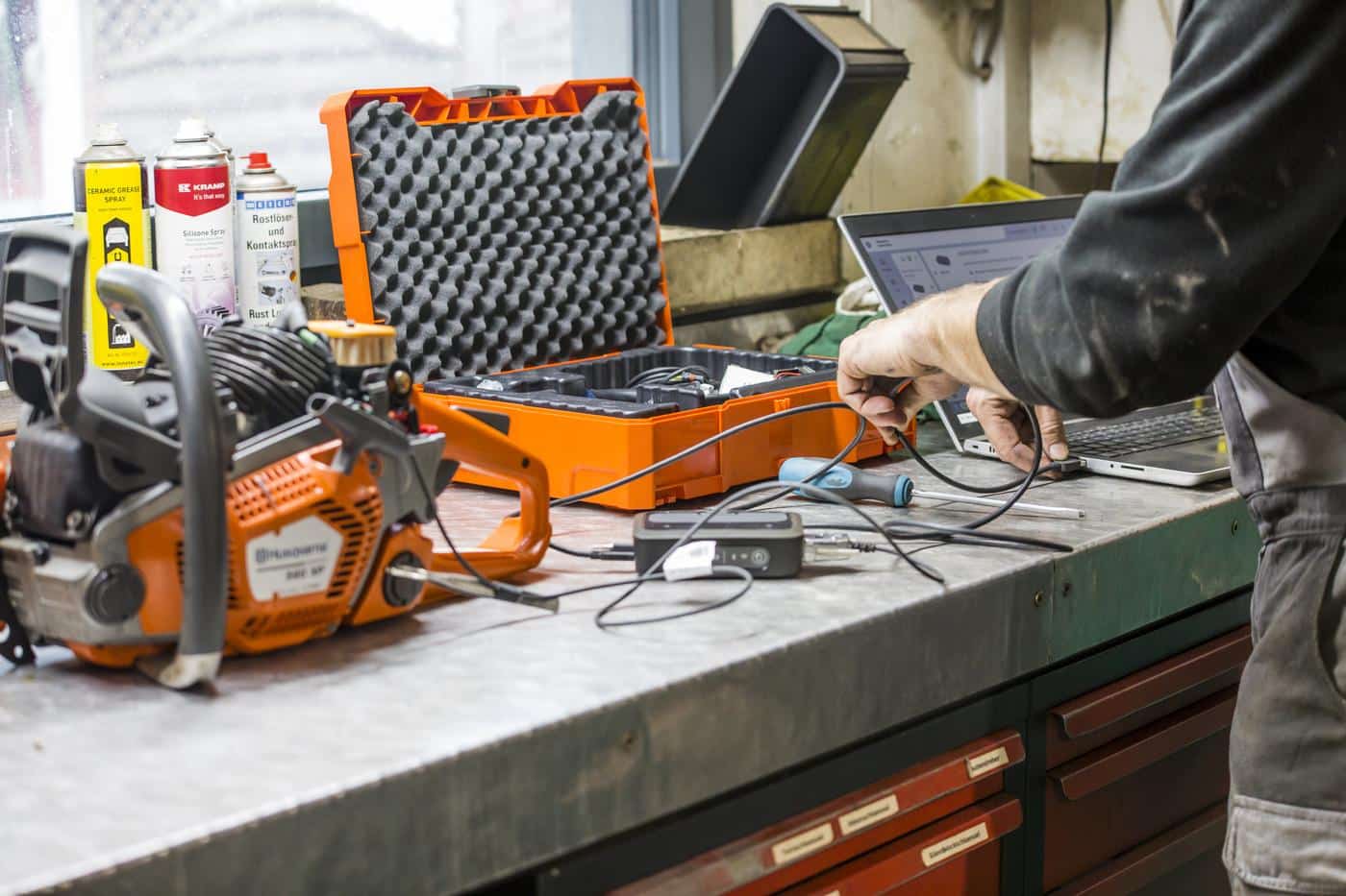 Service und Reparatur Motorgeräte Service und Reparatur von Motorgeräten durch die BetschartTech GmbH Muotathal